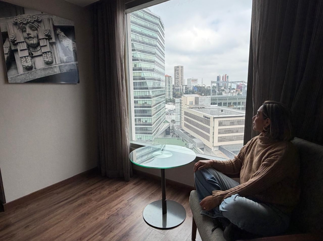 La culpa invisible de ser mamá después de los 40